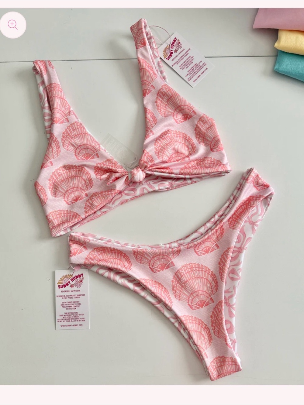 Like New reversible sunny bunny bikini set M perfect condit smoke pet free home
